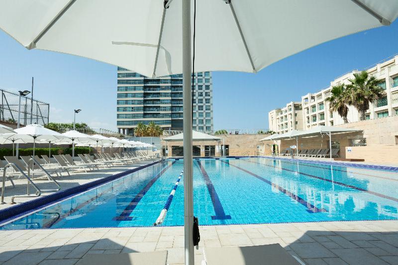 Aparthotel Okeanos On The Beach Herzliya Exterior photo